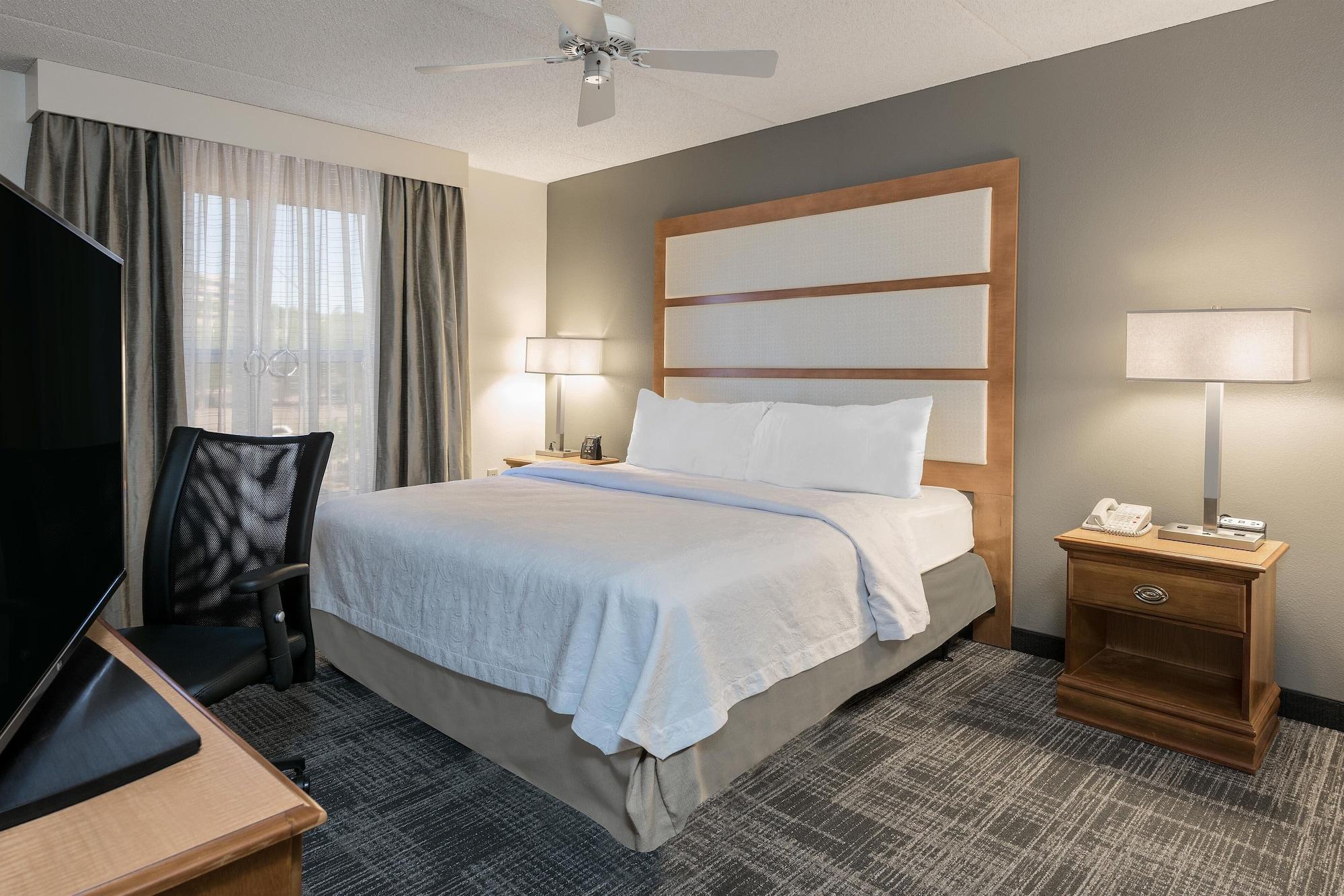 Mainstay Suites Phoenix North Екстериор снимка