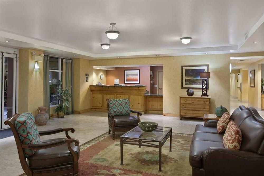 Mainstay Suites Phoenix North Интериор снимка