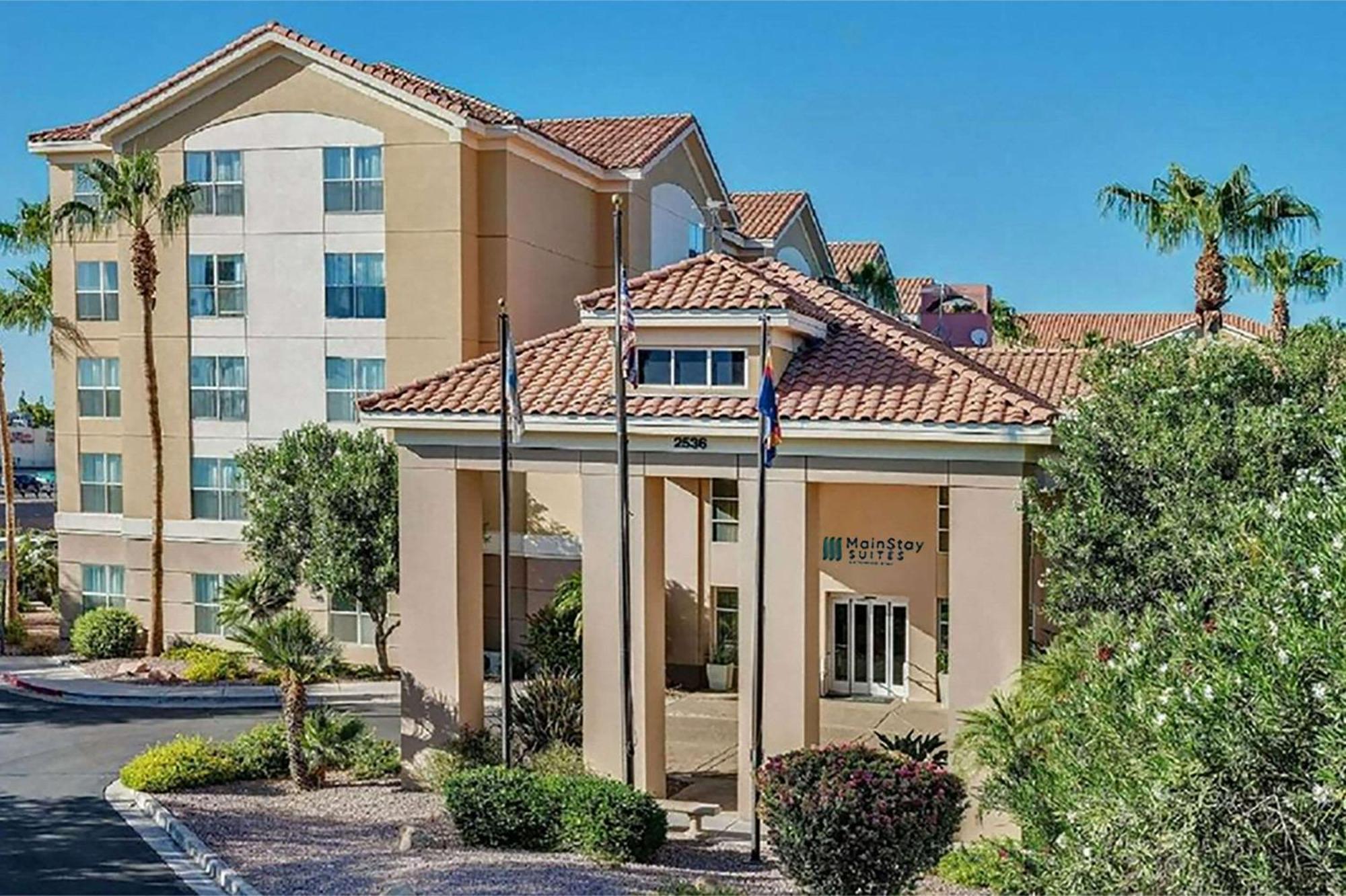 Mainstay Suites Phoenix North Екстериор снимка