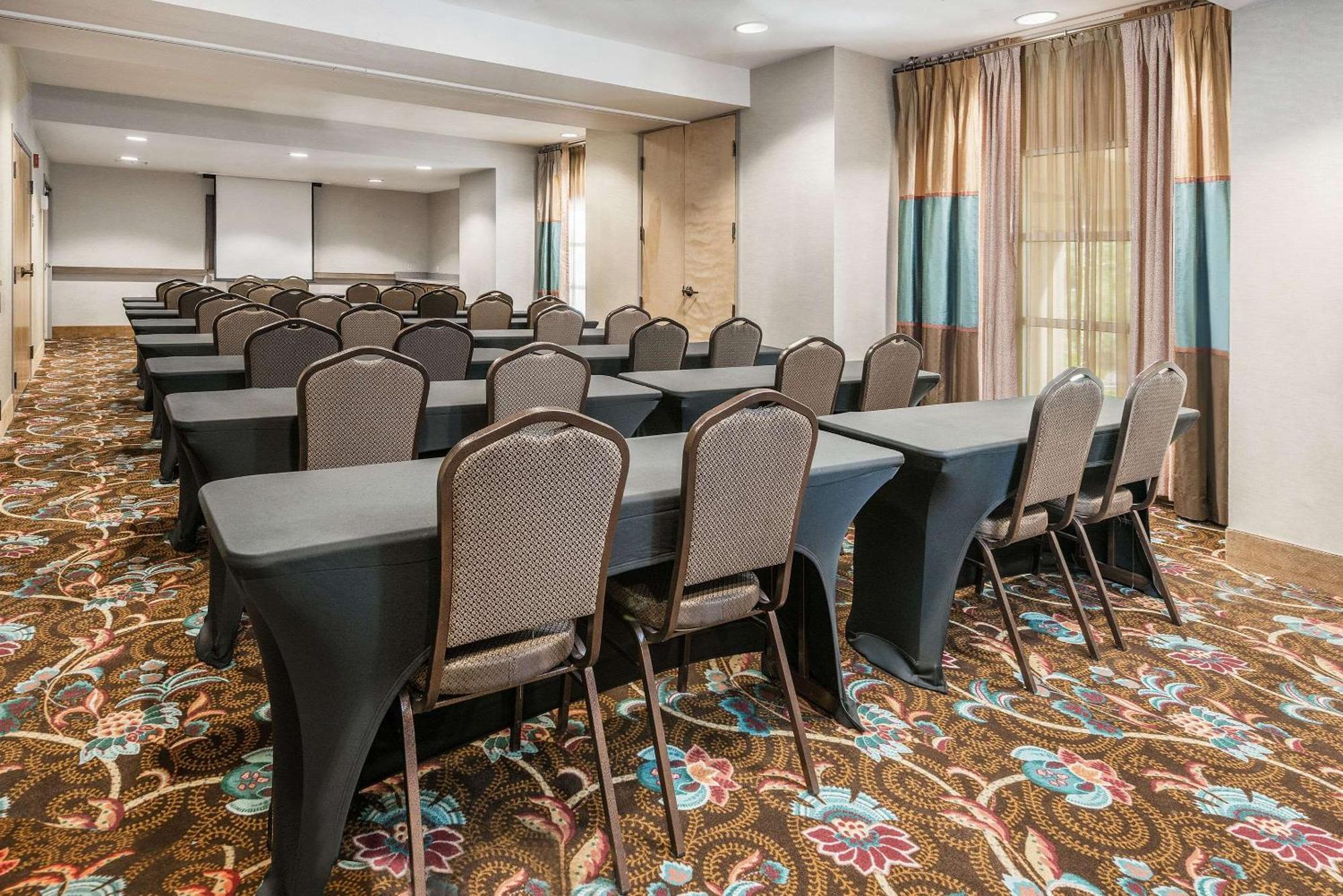 Mainstay Suites Phoenix North Екстериор снимка