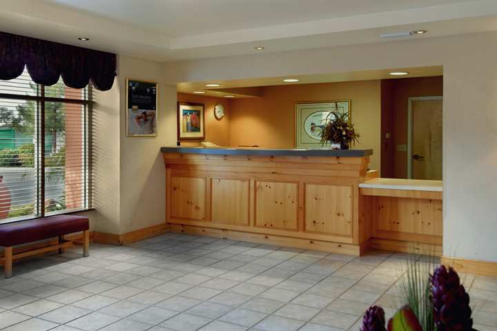 Mainstay Suites Phoenix North Екстериор снимка